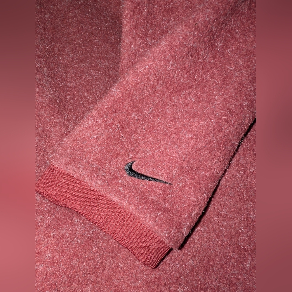 Nike Pull Over Red Fleece (Cross posted!) - Picture 2 of 4